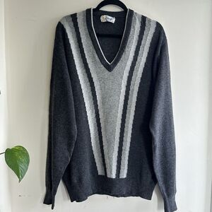 Vintage Pringle Scotland Lambswool Sweater Jumper L 44" V neck Striped Grey Golf